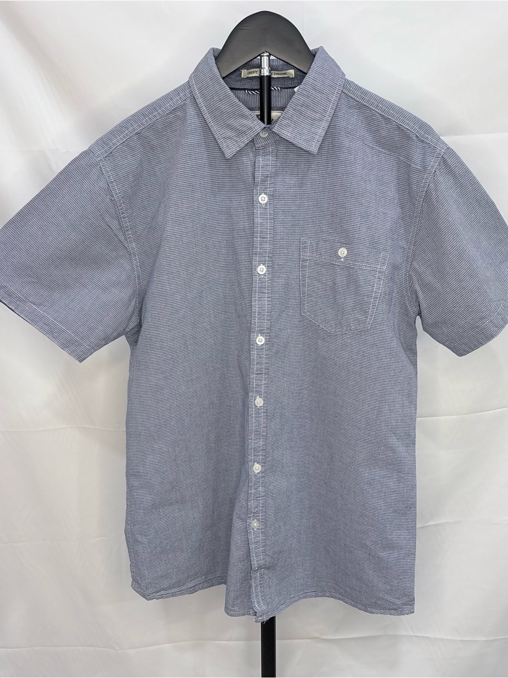 Men's Short-Sleeve Button-Down Shirt in Heather Blue